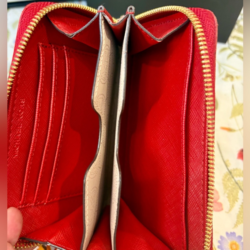 EUC! MICHAEL KORS Red Zip Wallet with Gold Chain Wristlet - Picture 9 of 15